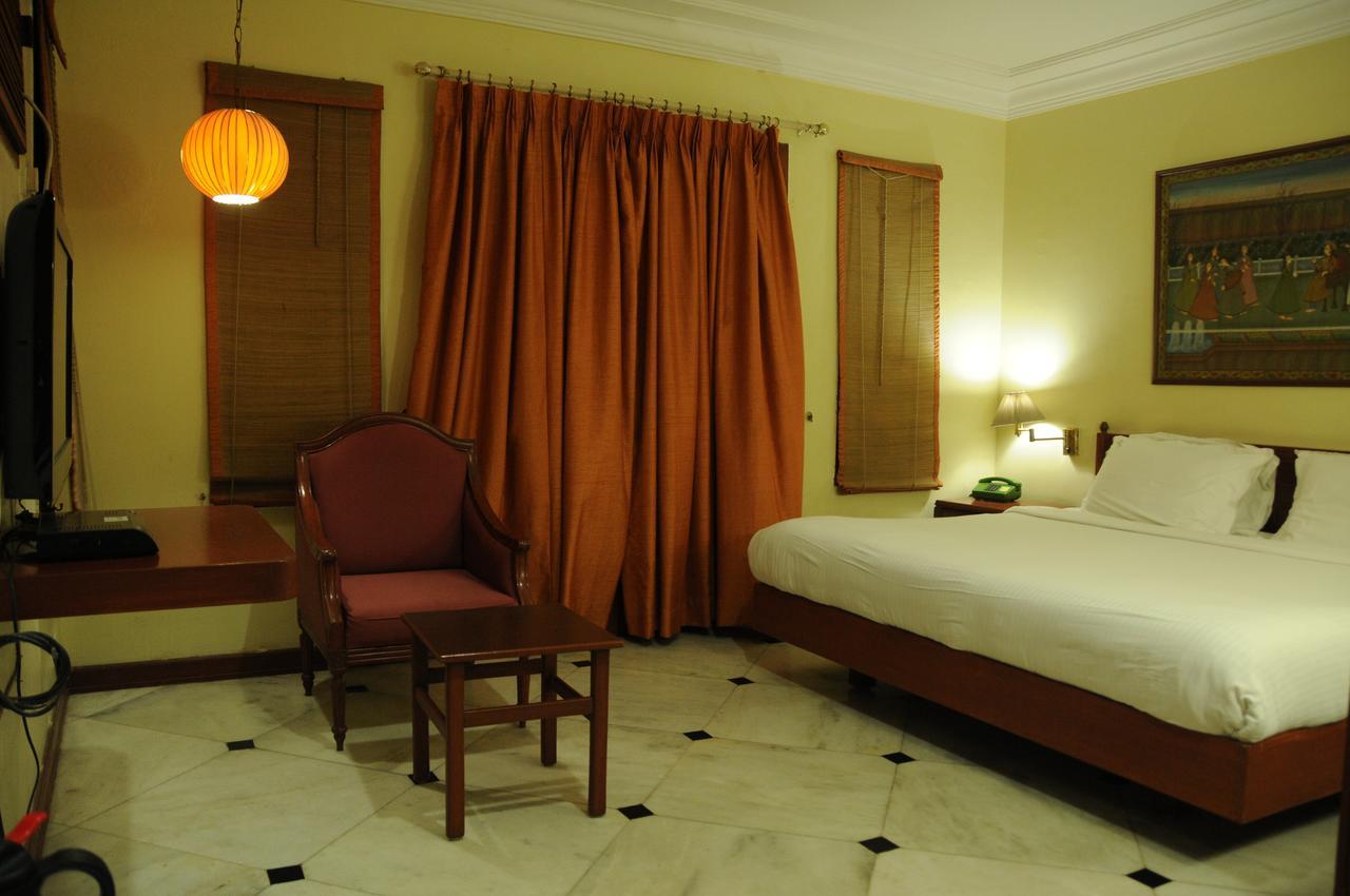 New Woodlands Hotel Chennai Bagian luar foto